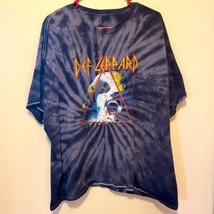 3/$20 Def Leppard Oversized Short Sleeve